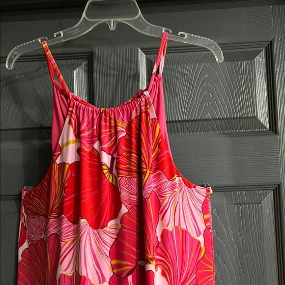 Vibrant Pink and Red Floral Maxi Dress Trina Turk - Picture 5 of 8